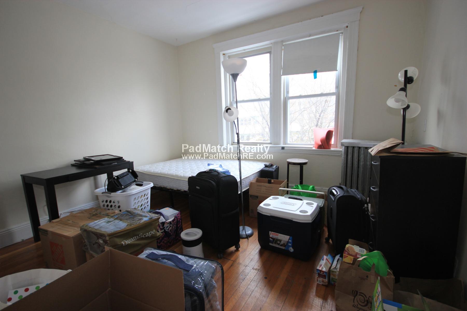 2 bed, 1 bath apartment for rent at 15 Egremont Rd Unit 9, Brighton — photo 1 of 8