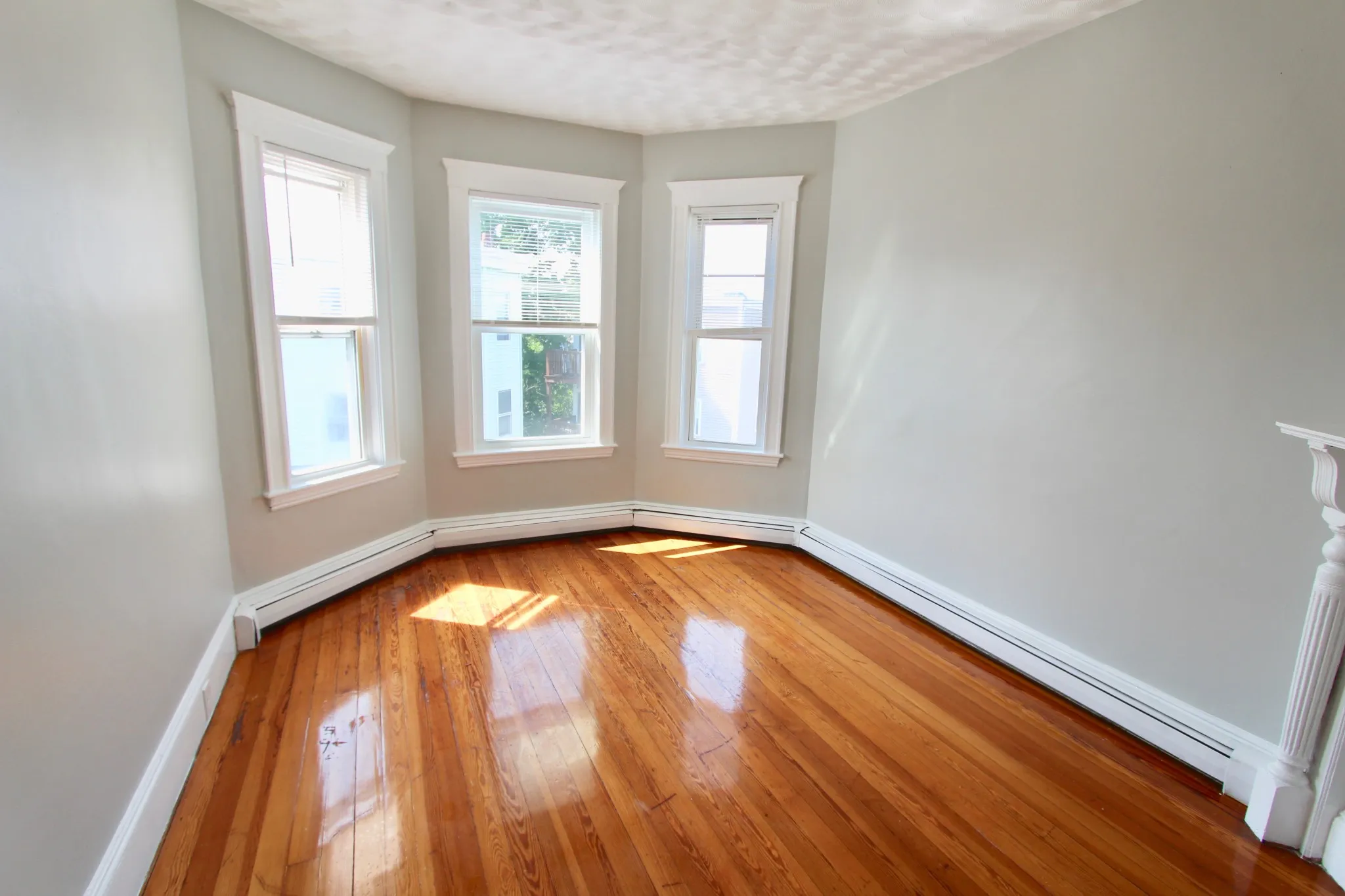 4 bed, 2 bath apartment for rent at 15 Elder St Unit 1, Dorchester — photo 7 of 9