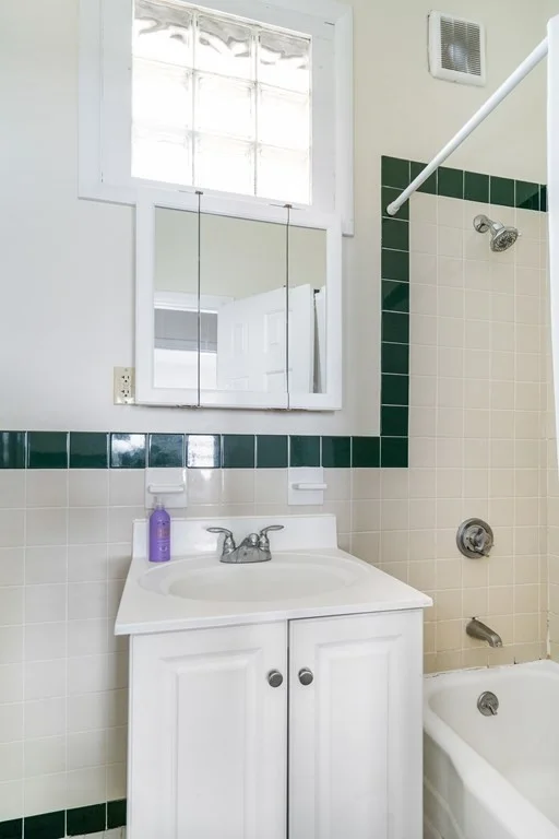 2 bed, 1 bath apartment for rent at 15 Ellery St Unit 11, Mid Cambridge — photo 18 of 22