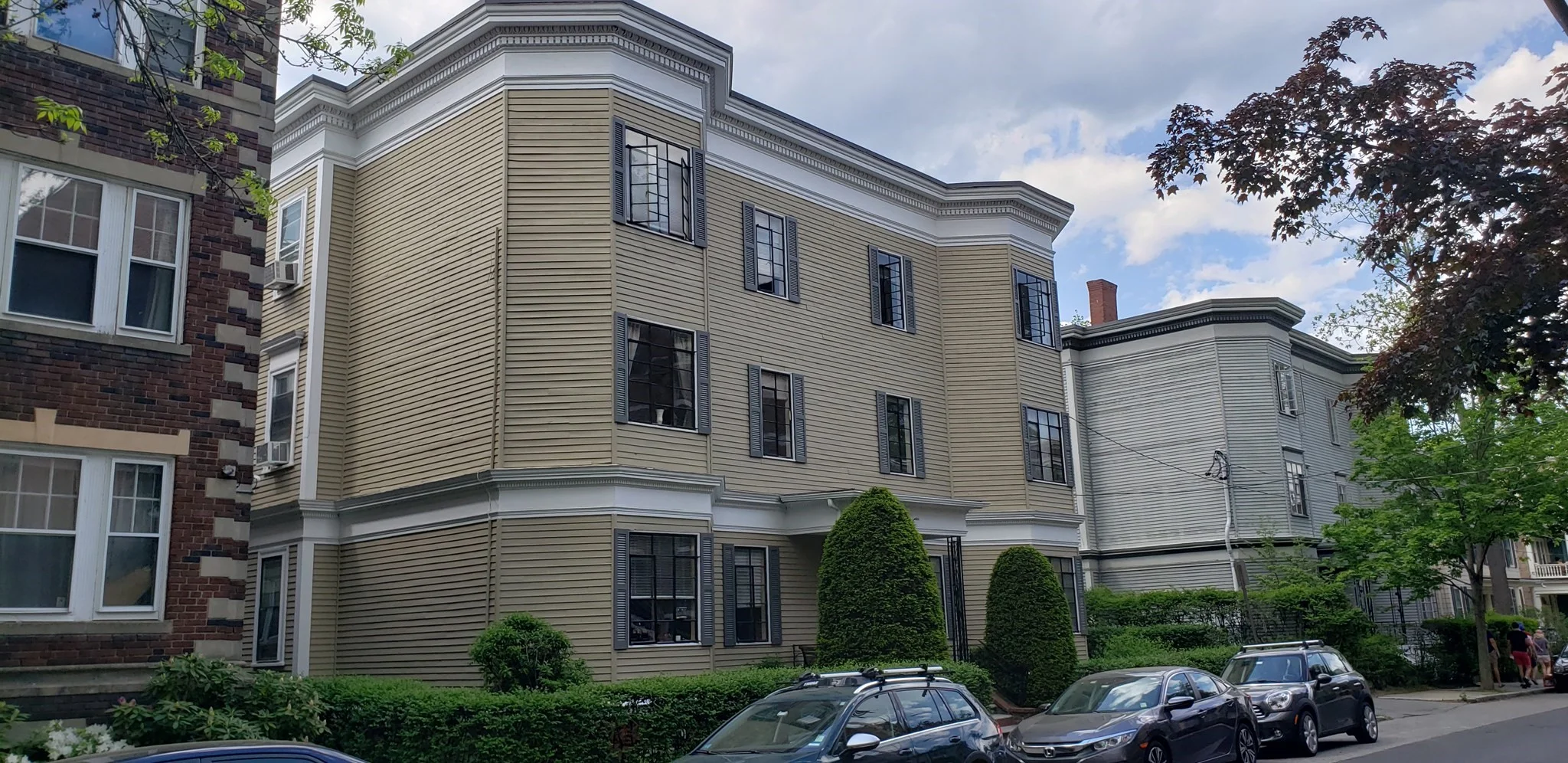 1 bed, 1 bath apartment for rent at 15 Ellery St Unit 5, Harvard Square