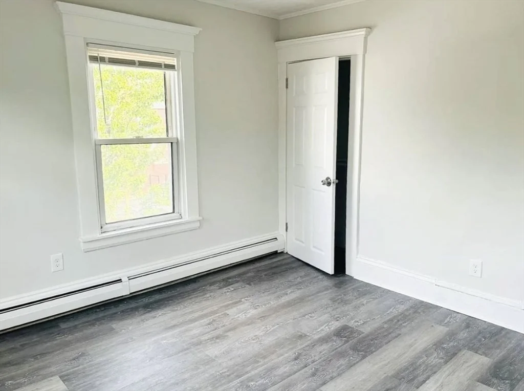 3 bed, 1 bath apartment for rent at 15 Ellsworth St Unit 2, East Somerville — photo 11 of 16