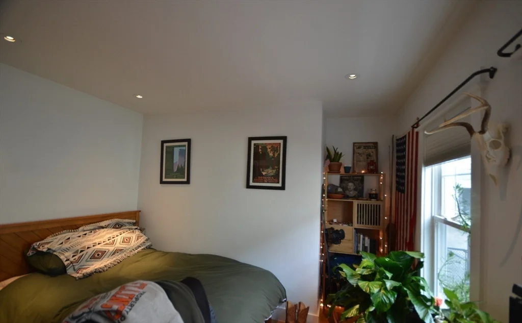 3 bed, 2 bath apartment for rent at 15 Elmira St Unit 1, Brighton — photo 15 of 34