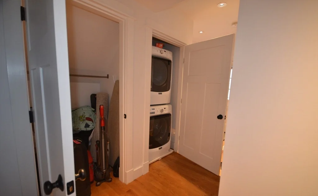 3 bed, 2 bath apartment for rent at 15 Elmira St Unit 1, Brighton — photo 18 of 34