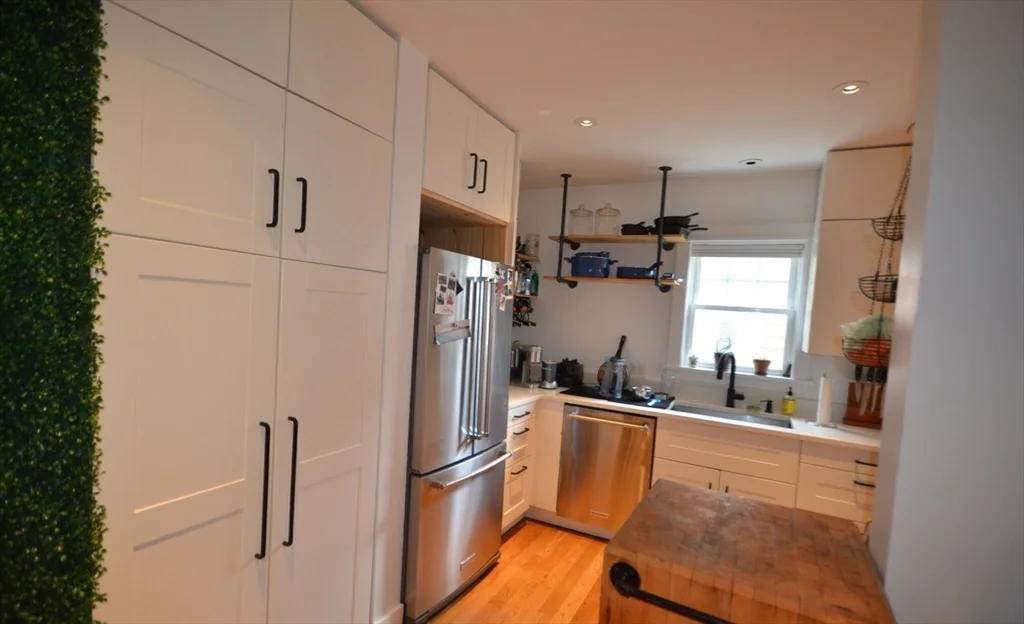 3 bed, 2 bath apartment for rent at 15 Elmira St Unit 1, Brighton — photo 22 of 34