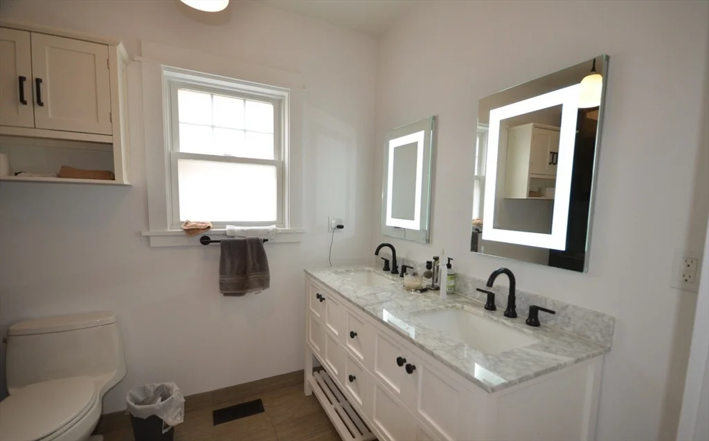 3 bed, 2 bath apartment for rent at 15 Elmira St Unit 1, Brighton — photo 7 of 34