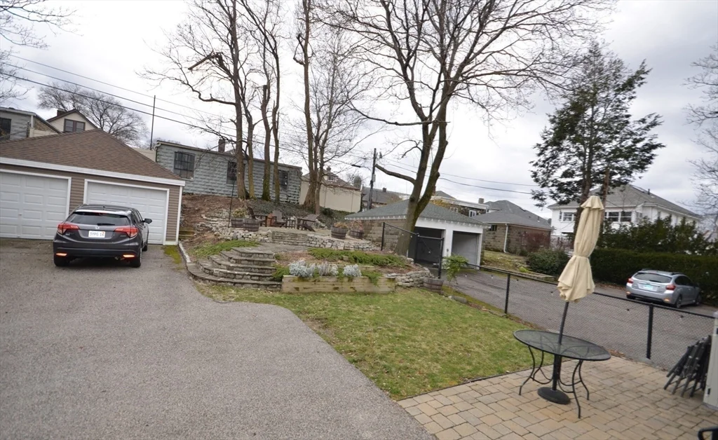 3 bed, 2 bath apartment for rent at 15 Elmira St Unit 1, Brighton — photo 31 of 34