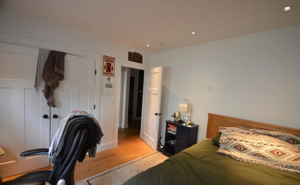 3 bed, 2 bath apartment for rent at 15 Elmira St Unit 1, Brighton — photo 16 of 34