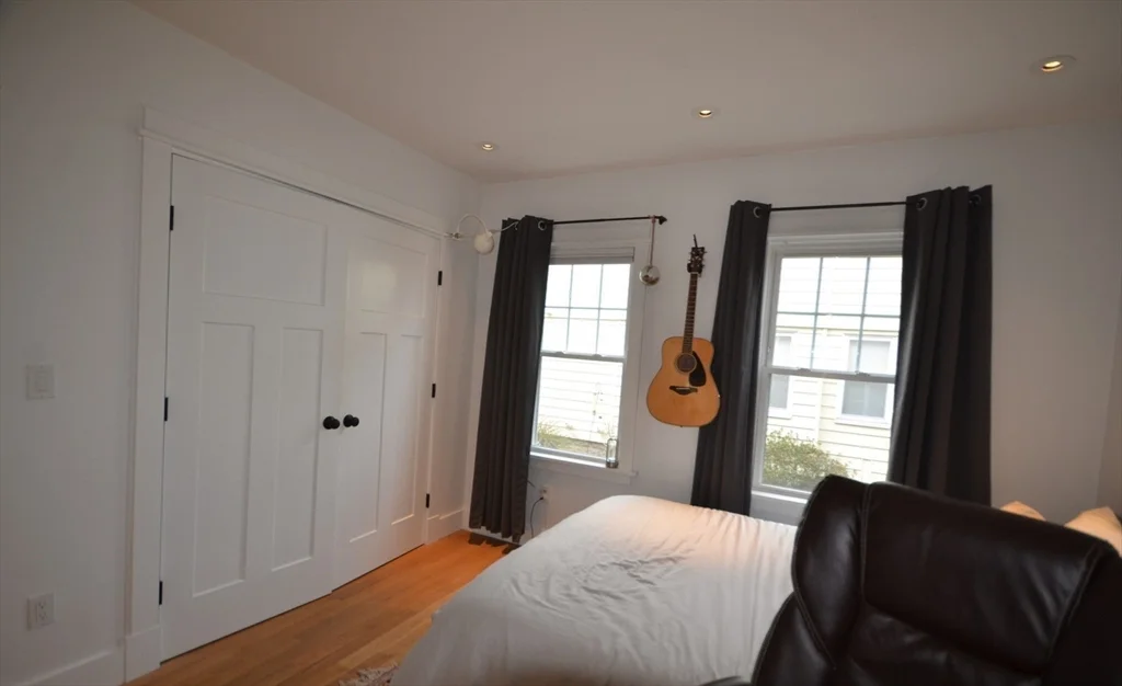 3 bed, 2 bath apartment for rent at 15 Elmira St Unit 1, Brighton — photo 12 of 34