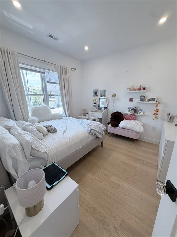 4 bed, 3 bath apartment for rent at 15 Emaerald St Unit 1, Nonantum — photo 10 of 13