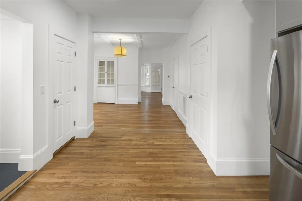 3 bed, 1 bath apartment for rent at 15 Emerson St Unit 0, Wakefield — photo 3 of 20