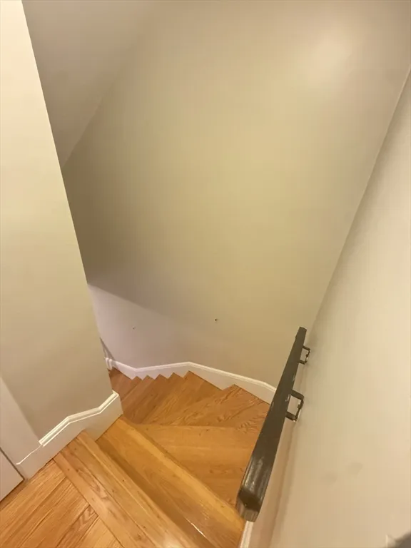4 bed, 2 bath apartment for rent at 15 Englewood, Chelsea — photo 11 of 14