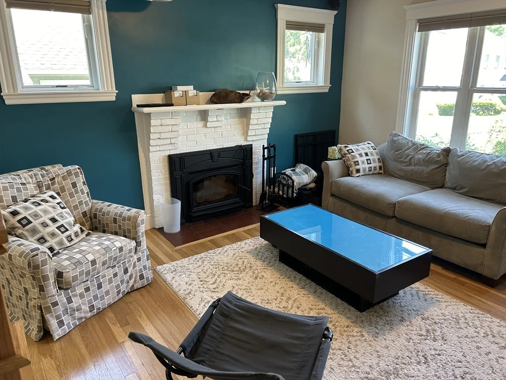 4 bed, 3 bath apartment for rent at 15 Englewood Rd Unit 0, Winchester — photo 11 of 32