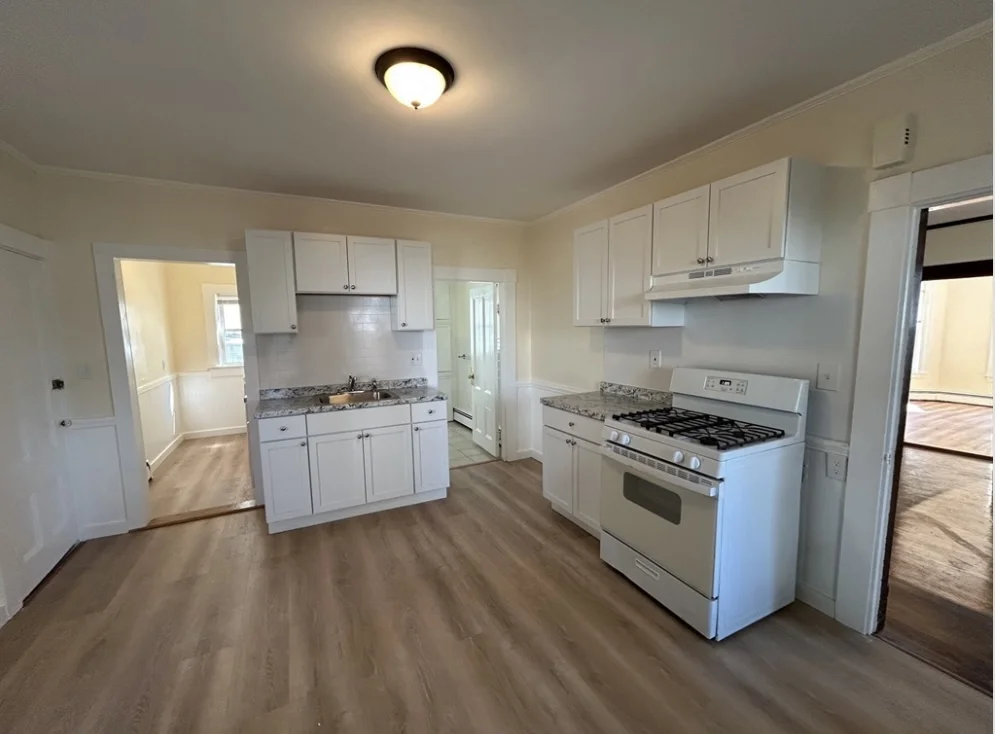 2 bed, 1 bath apartment for rent at 15 Estabrook Ave Unit 1, Marlborough — photo 13 of 17