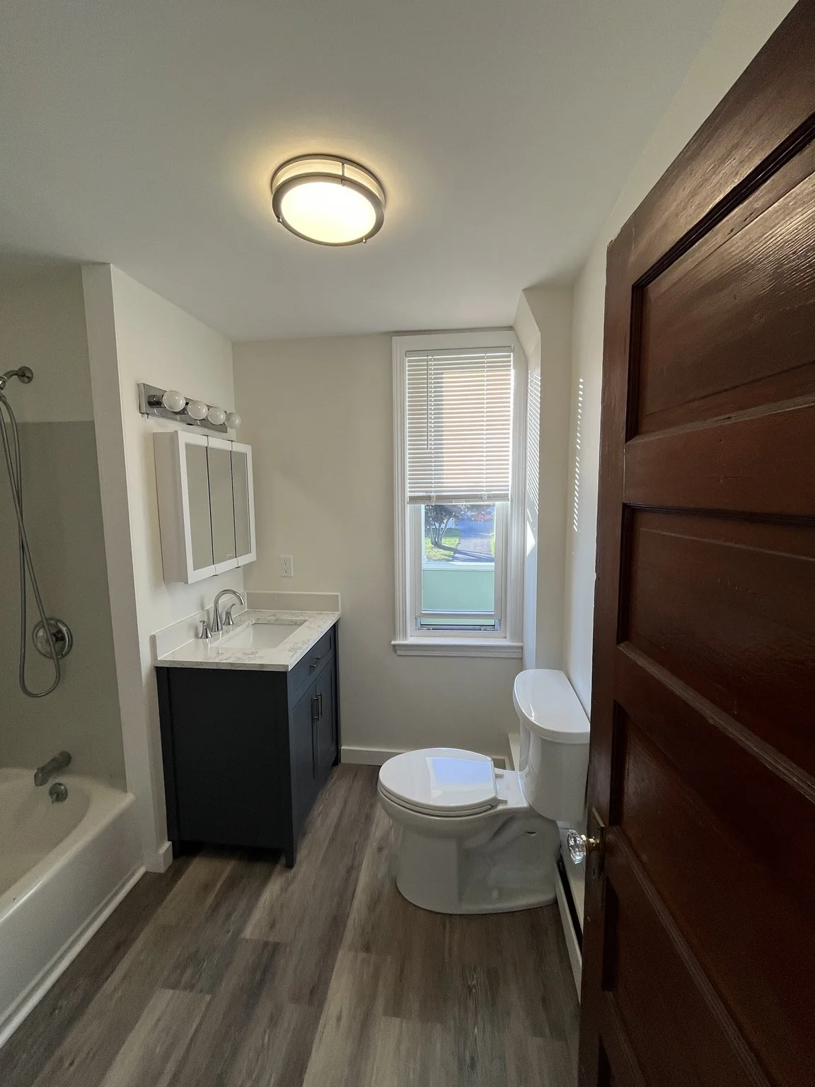 2 bed, 1 bath apartment for rent at 15 Euclid Ave Unit 2, Methuen — photo 4 of 9