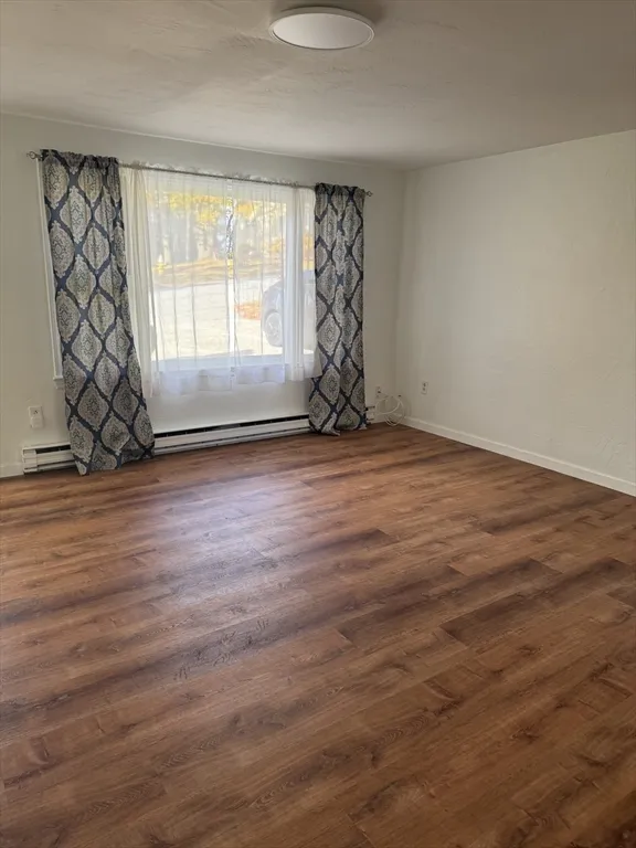 2 bed, 1 bath apartment for rent at 15 Eustis St Unit A, Burncoat — photo 2 of 11