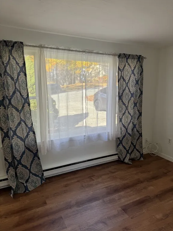2 bed, 1 bath apartment for rent at 15 Eustis St Unit A, Burncoat — photo 3 of 11