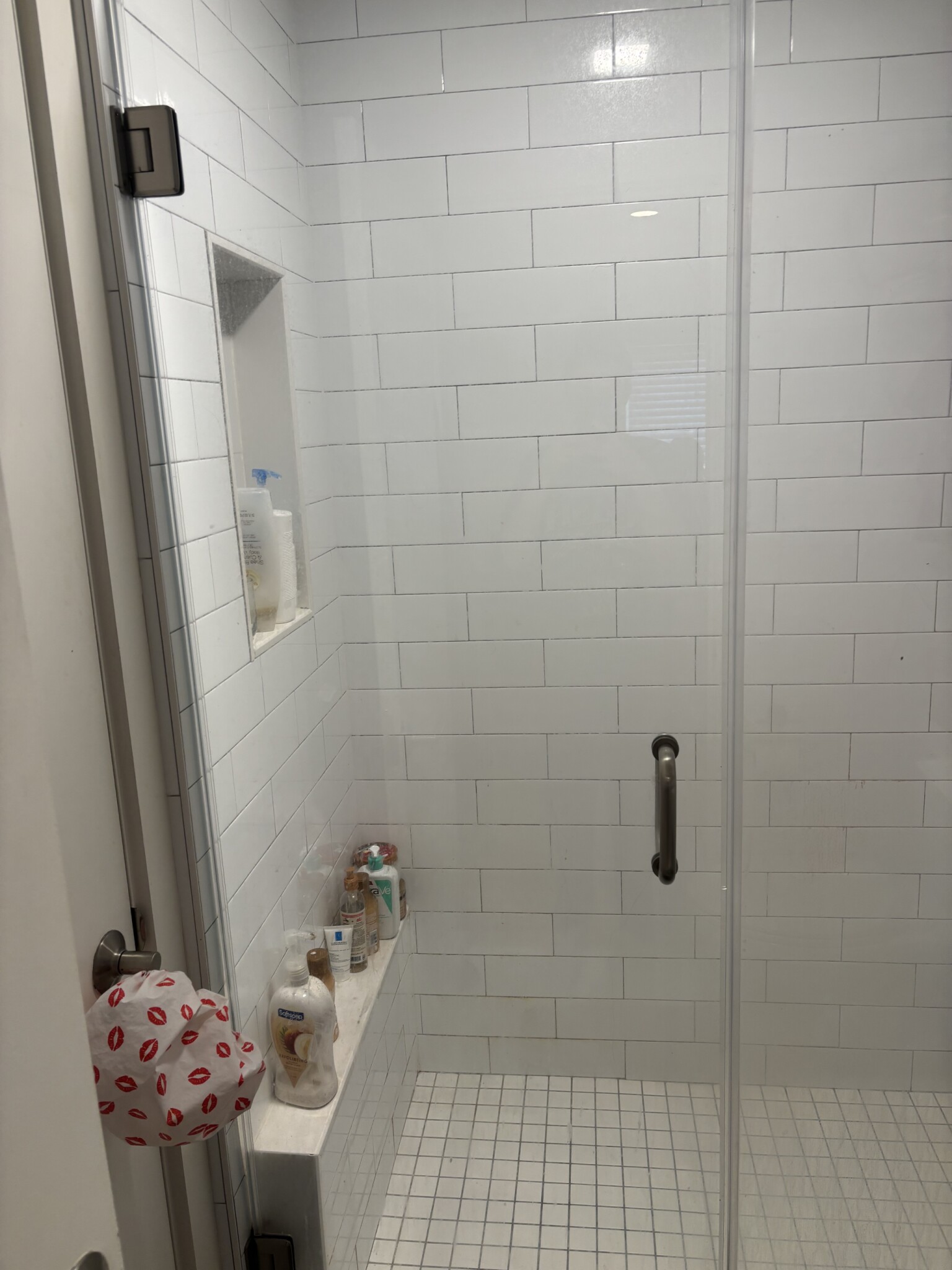 Studio bed, 1 bath apartment for rent at 15 Euston Rd Unit 11, Brighton — photo 22 of 34