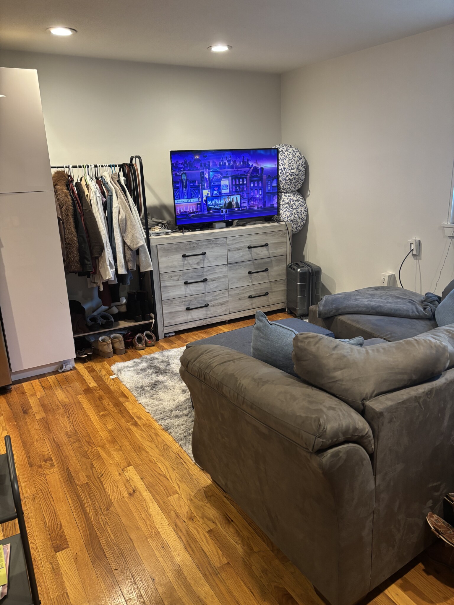 Studio bed, 1 bath apartment for rent at 15 Euston Rd Unit 11, Brighton — photo 13 of 34
