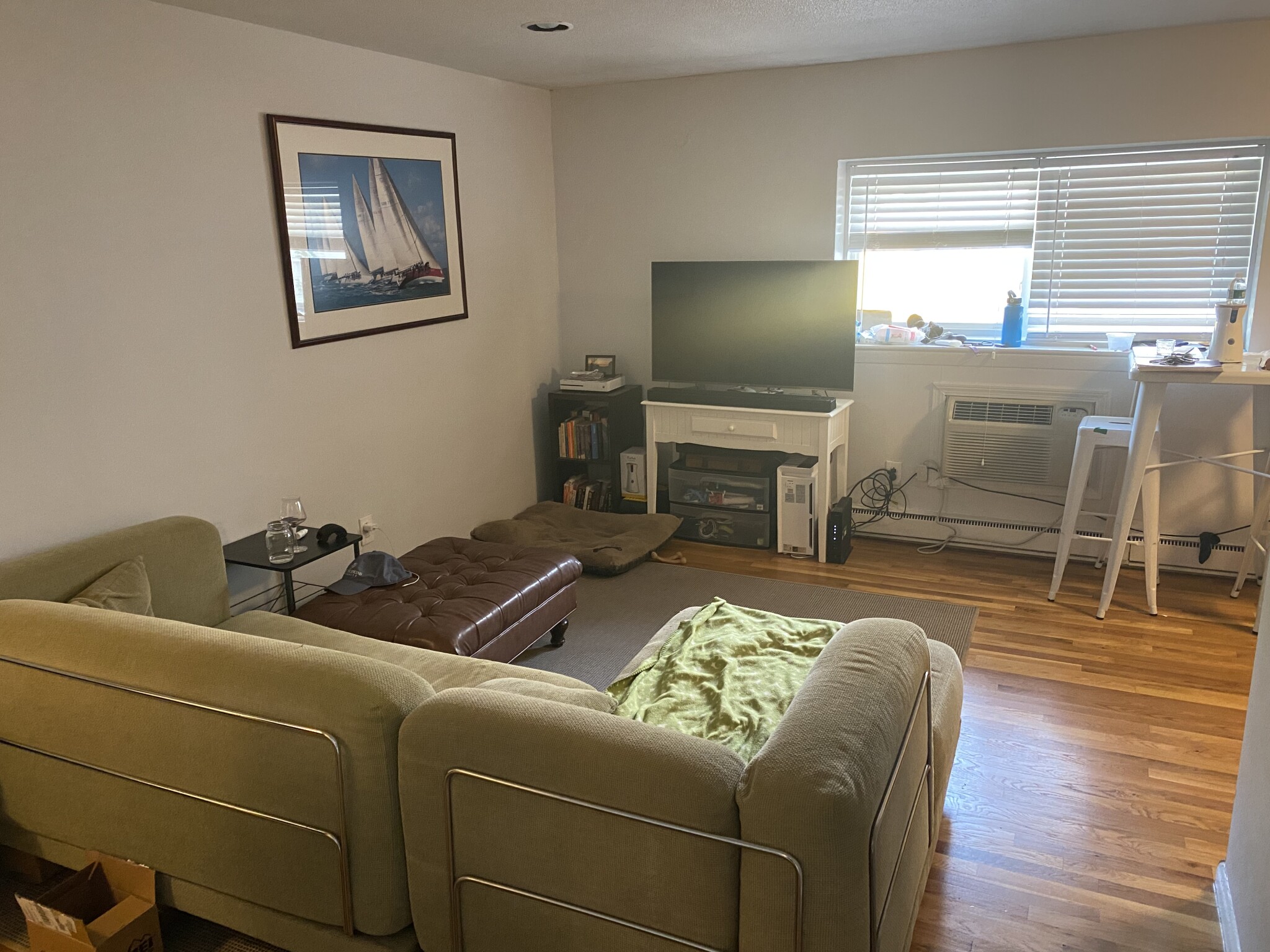 1 bed, 1 bath apartment for rent at 15 Euston Rd Unit 12, Brighton — photo 1 of 5