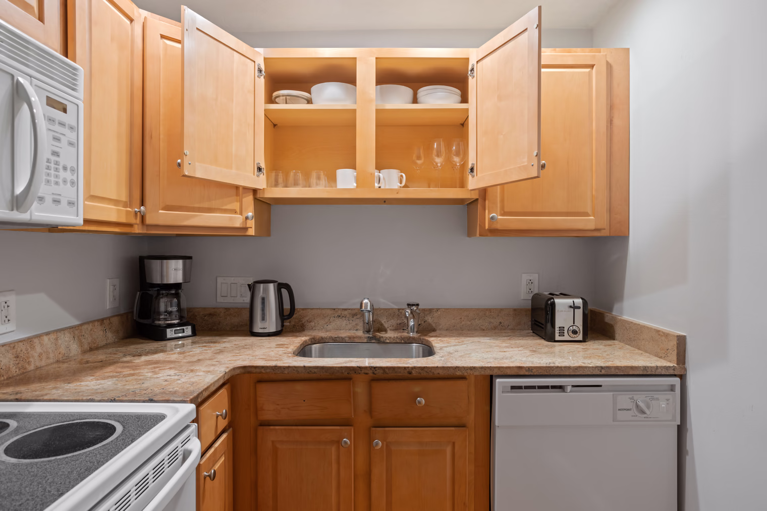 1 bed, 1 bath apartment for rent at 15 Euston Rd Unit 12P, Brighton — photo 10 of 23