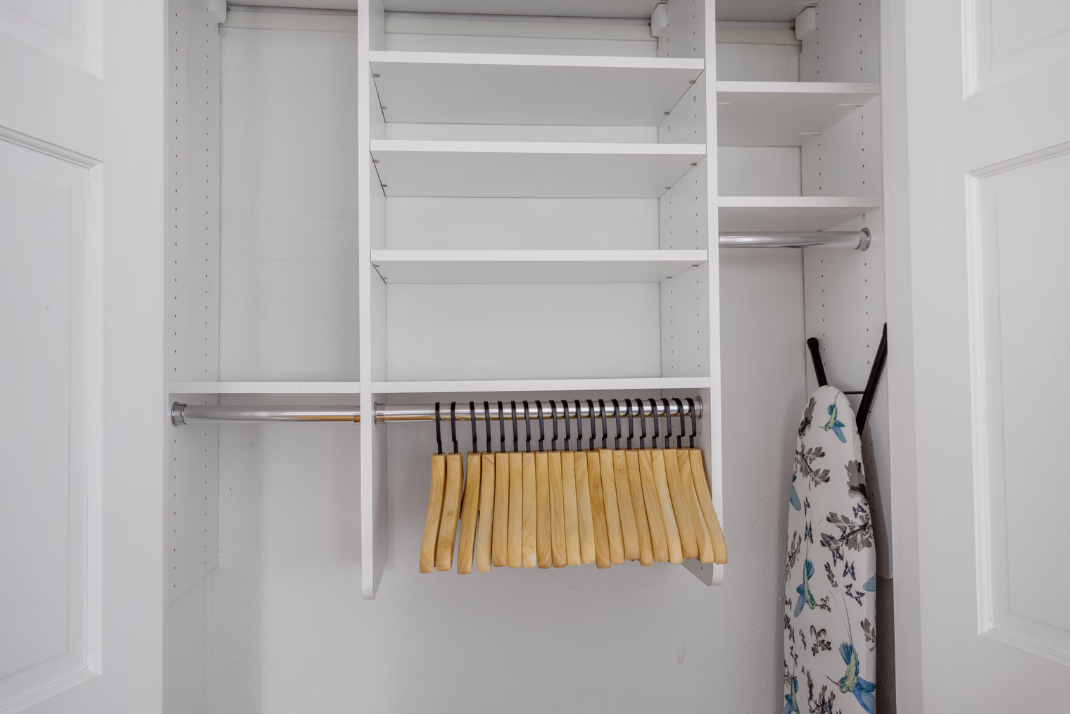 1 bed, 1 bath apartment for rent at 15 Euston Rd Unit 12P, Brighton — photo 3 of 23