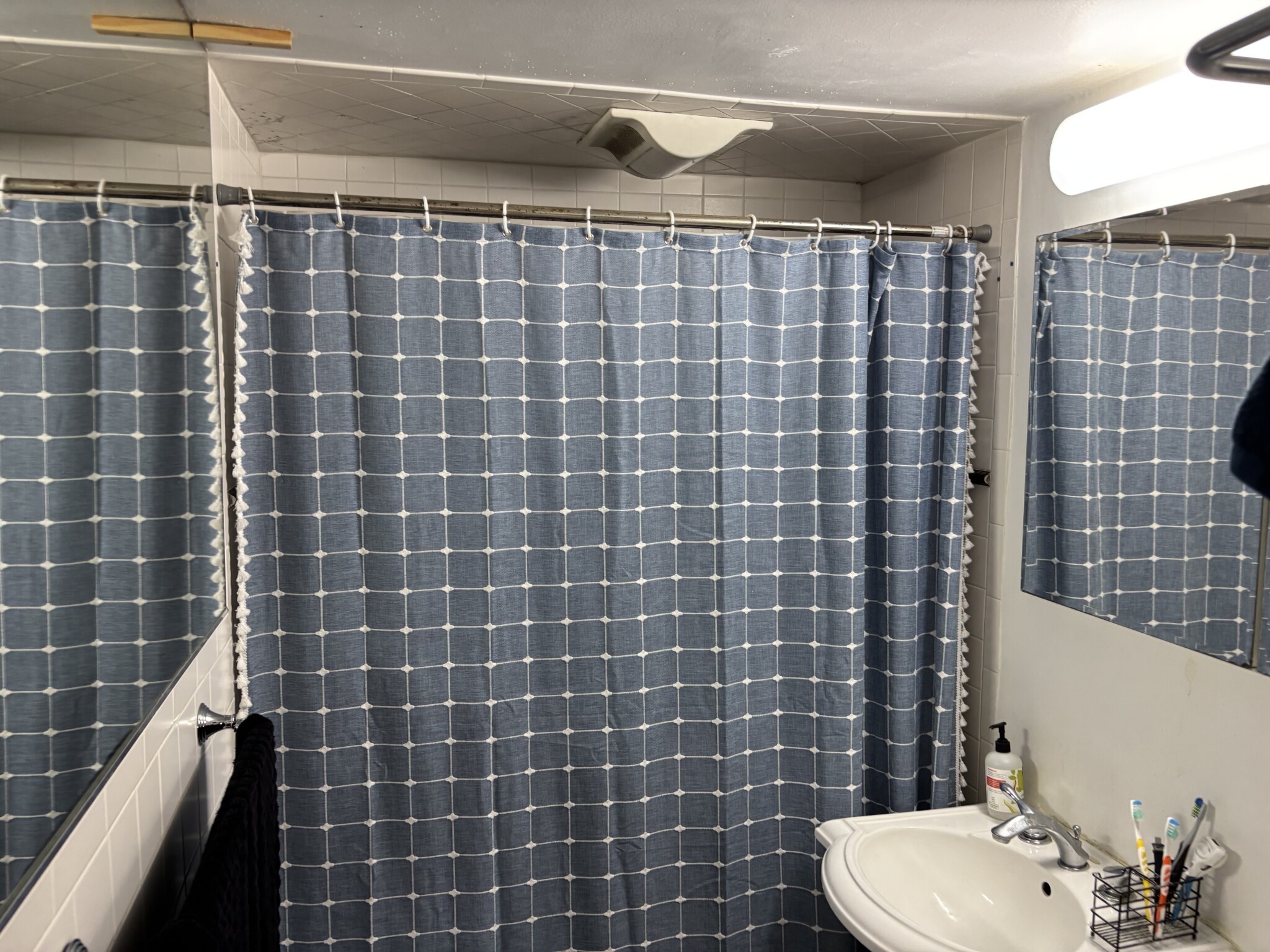 2 bed, 1 bath apartment for rent at 15 Euston Rd Unit 19M, Brighton — photo 5 of 25
