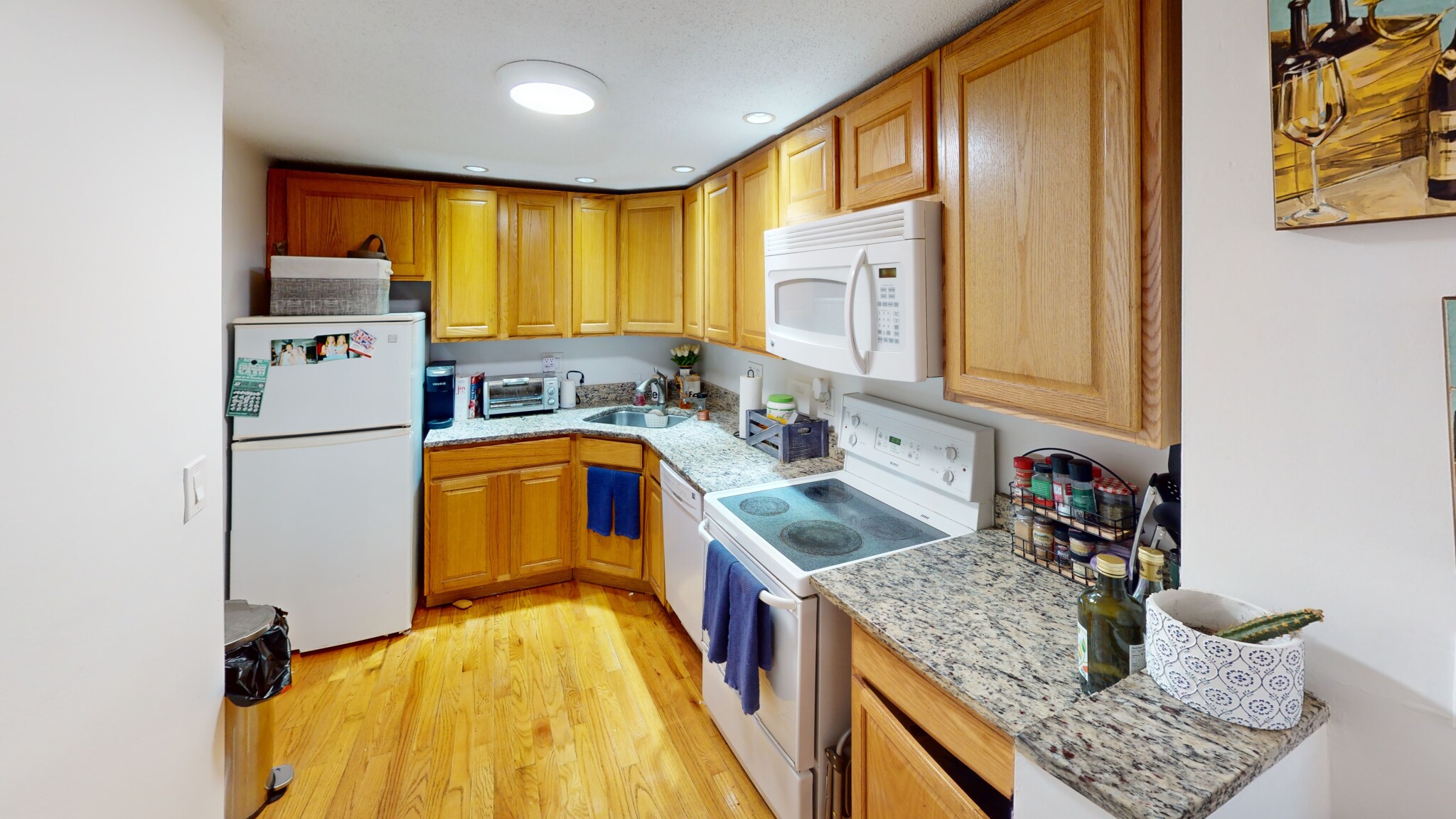 2 bed, 1 bath apartment for rent at 15 Euston Rd Unit 4, Brighton — photo 1 of 5