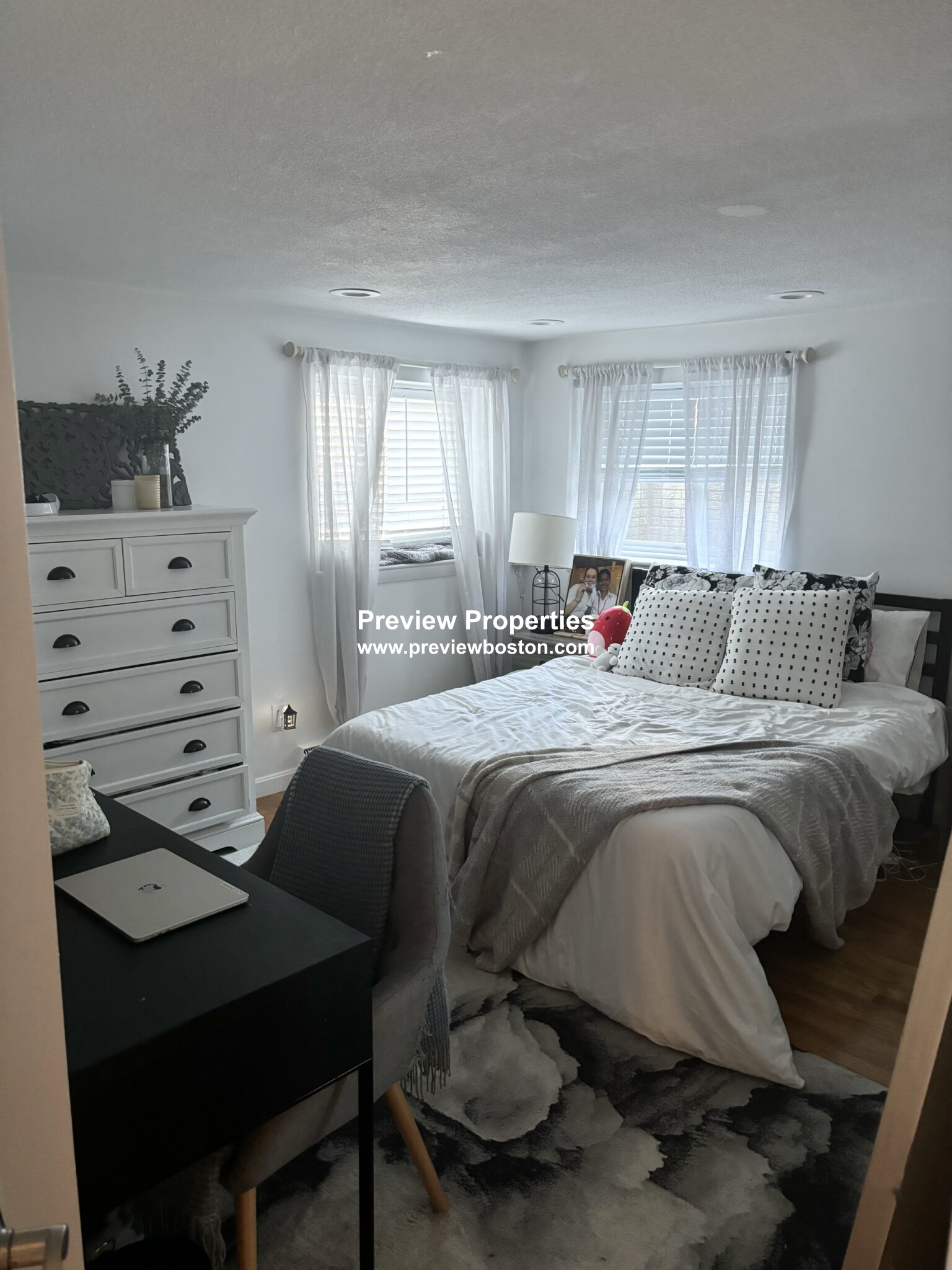 2 bed, 1 bath apartment for rent at 15 Euston Rd Unit 4P, Brighton — photo 7 of 22