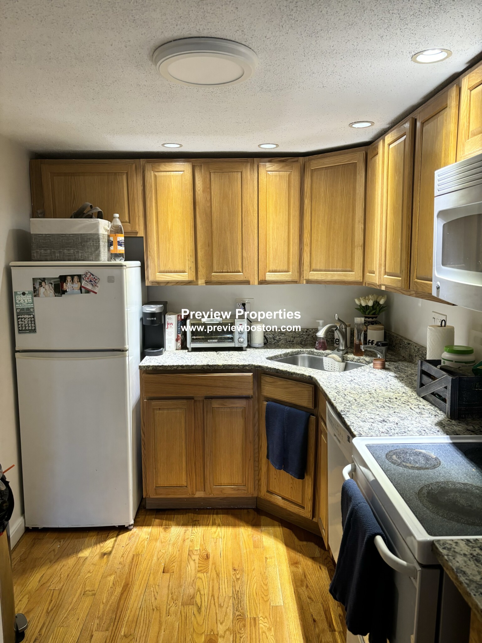 2 bed, 1 bath apartment for rent at 15 Euston Rd Unit 4P, Brighton — photo 4 of 22