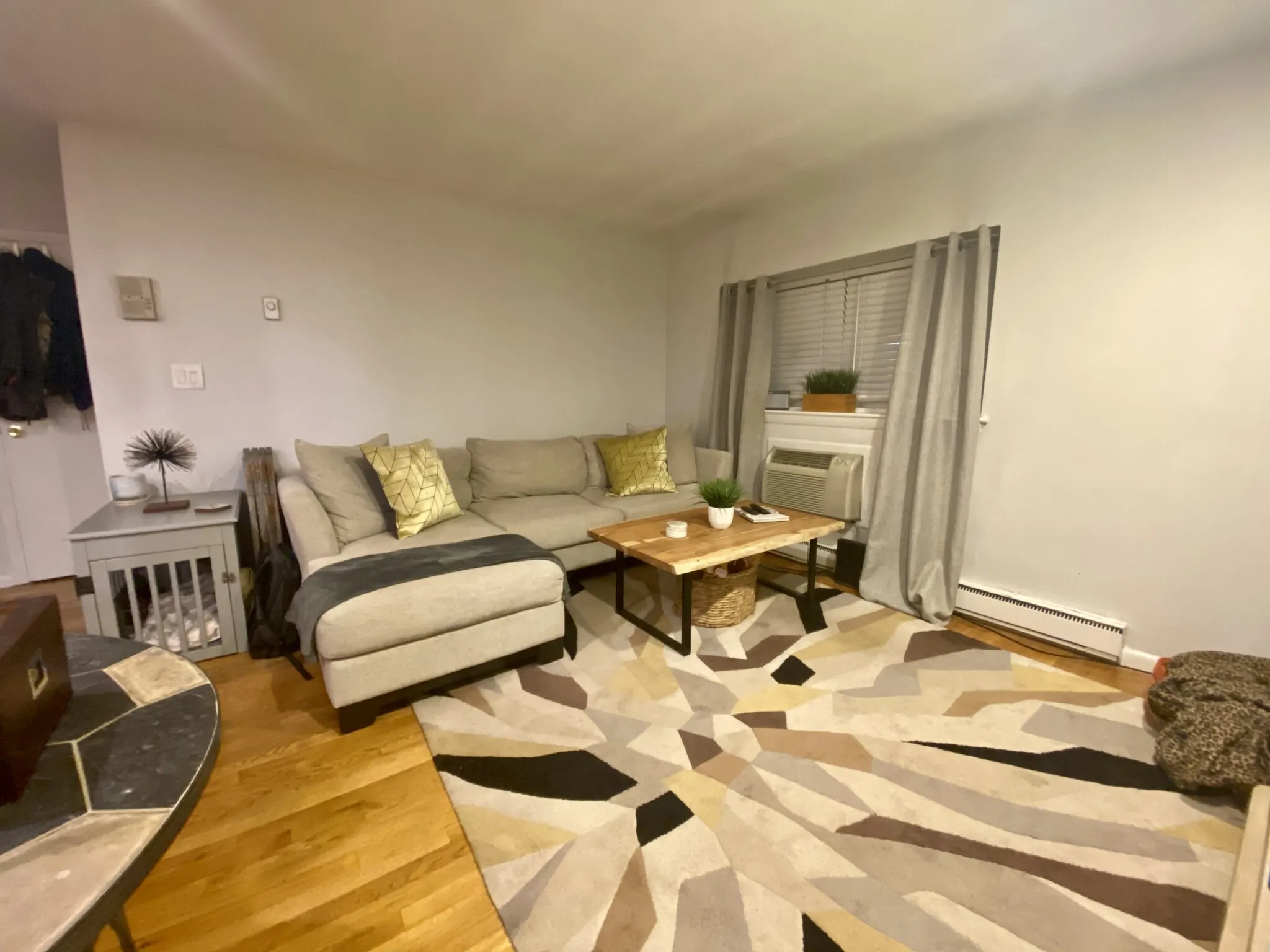 1 bed, 1 bath apartment for rent at 15 Euston Rd Unit 8, Brighton