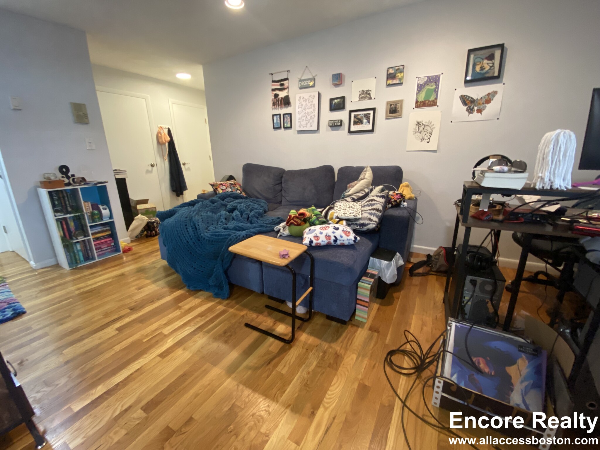 1 bed, 1 bath apartment for rent at 15 Euston Rd Unit 9, Brighton — photo 2 of 5