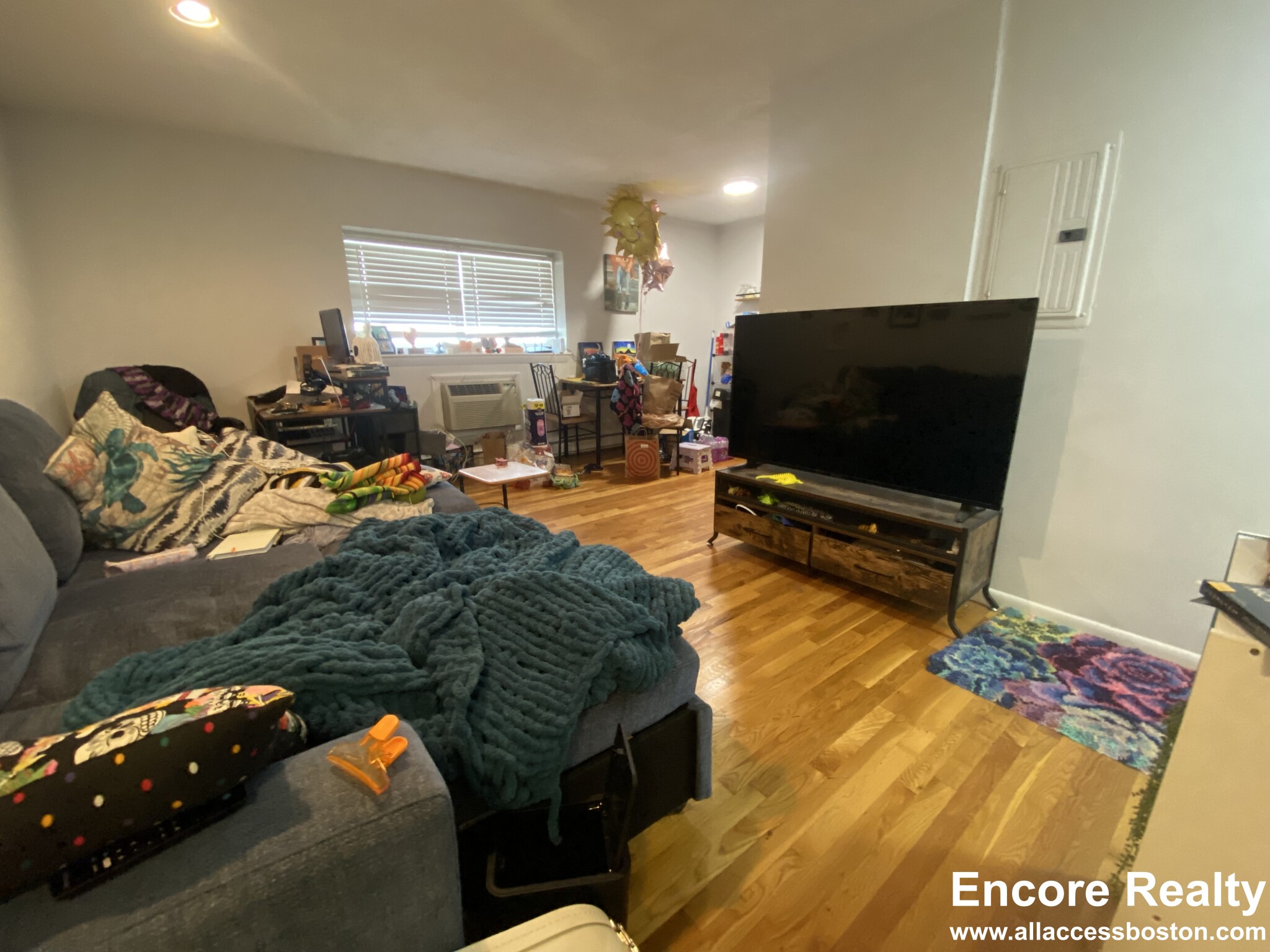 1 bed, 1 bath apartment for rent at 15 Euston Rd Unit 9, Brighton — photo 3 of 5