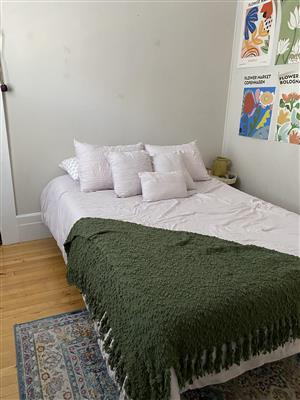 3.5 bed, 1 bath apartment for rent at 15 Farragut Ave Unit 2A, West Somerville — photo 15 of 21