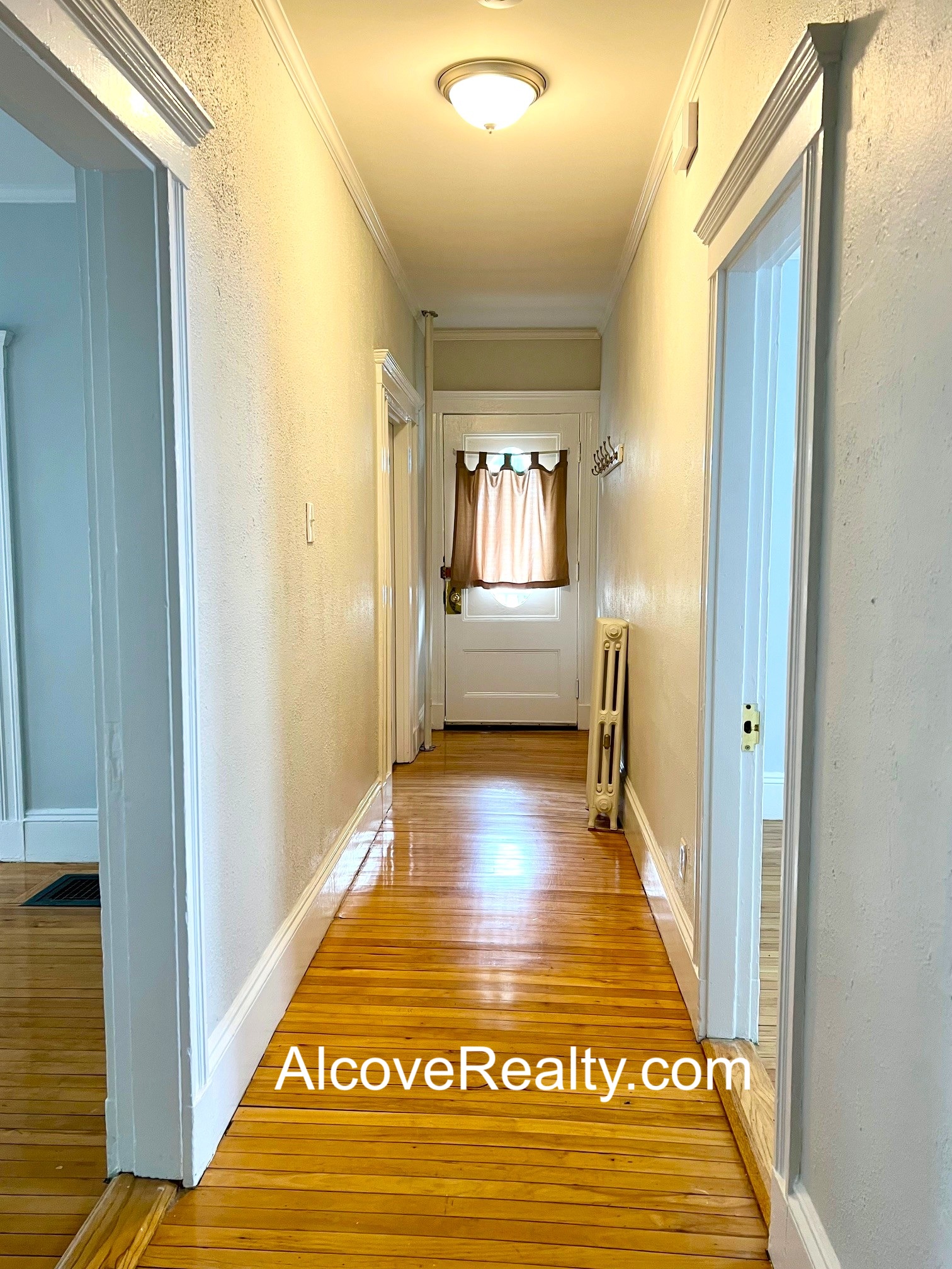 3 bed, 1 bath apartment for rent at 15 Farragut Ave Unit 3, West Somerville — photo 15 of 21
