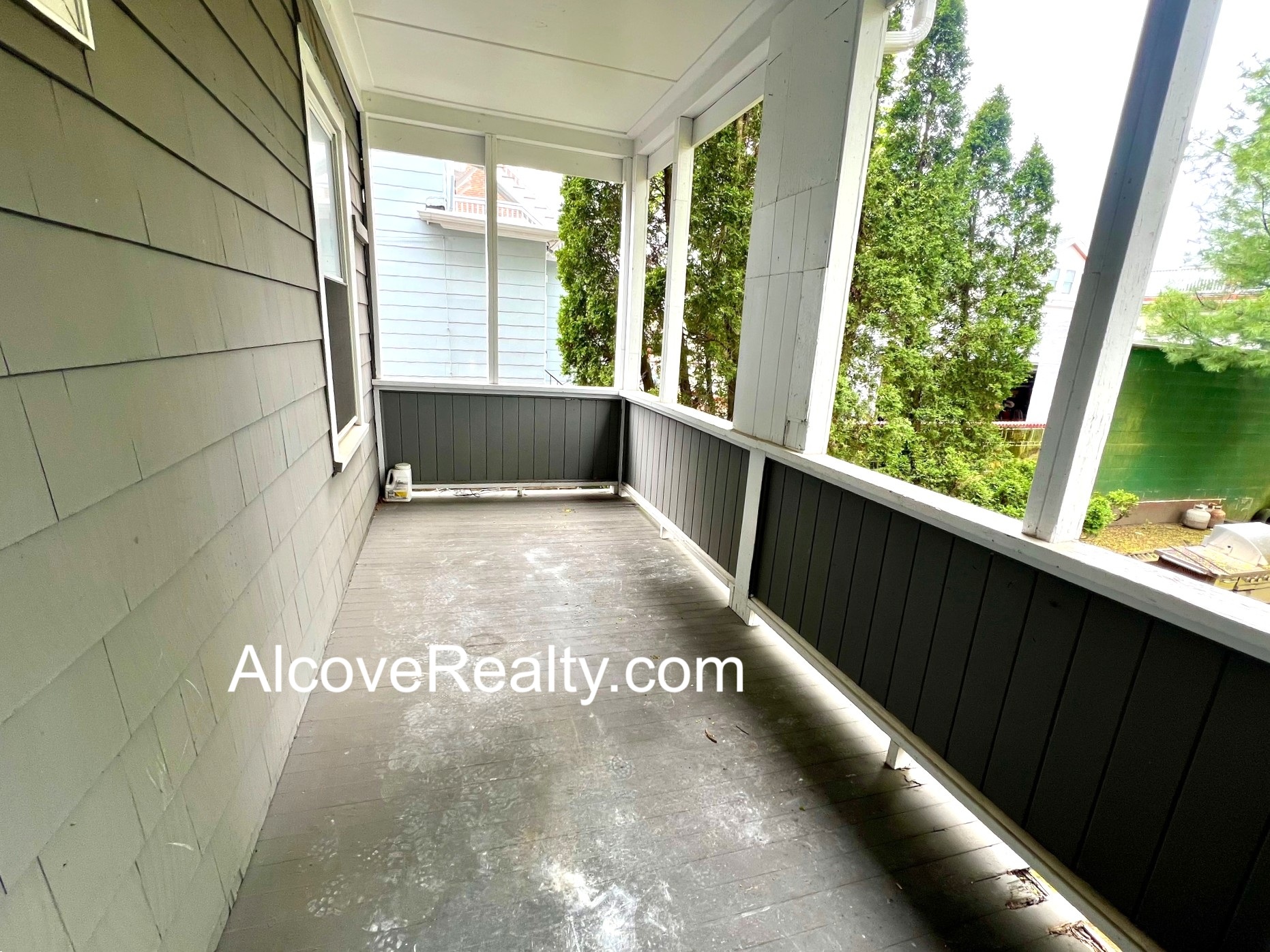 3 bed, 1 bath apartment for rent at 15 Farragut Ave Unit 3, West Somerville — photo 18 of 21