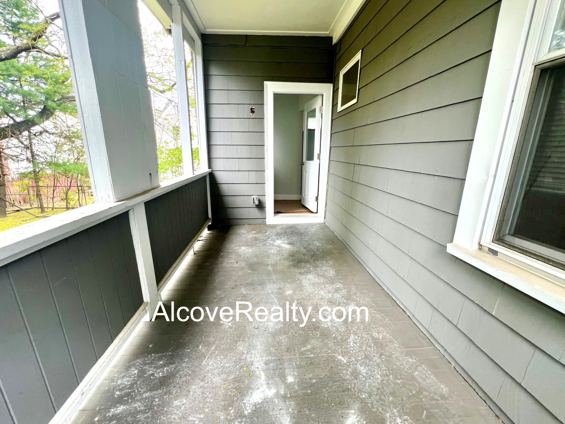 3 bed, 1 bath apartment for rent at 15 Farragut Ave Unit 3, West Somerville — photo 19 of 21