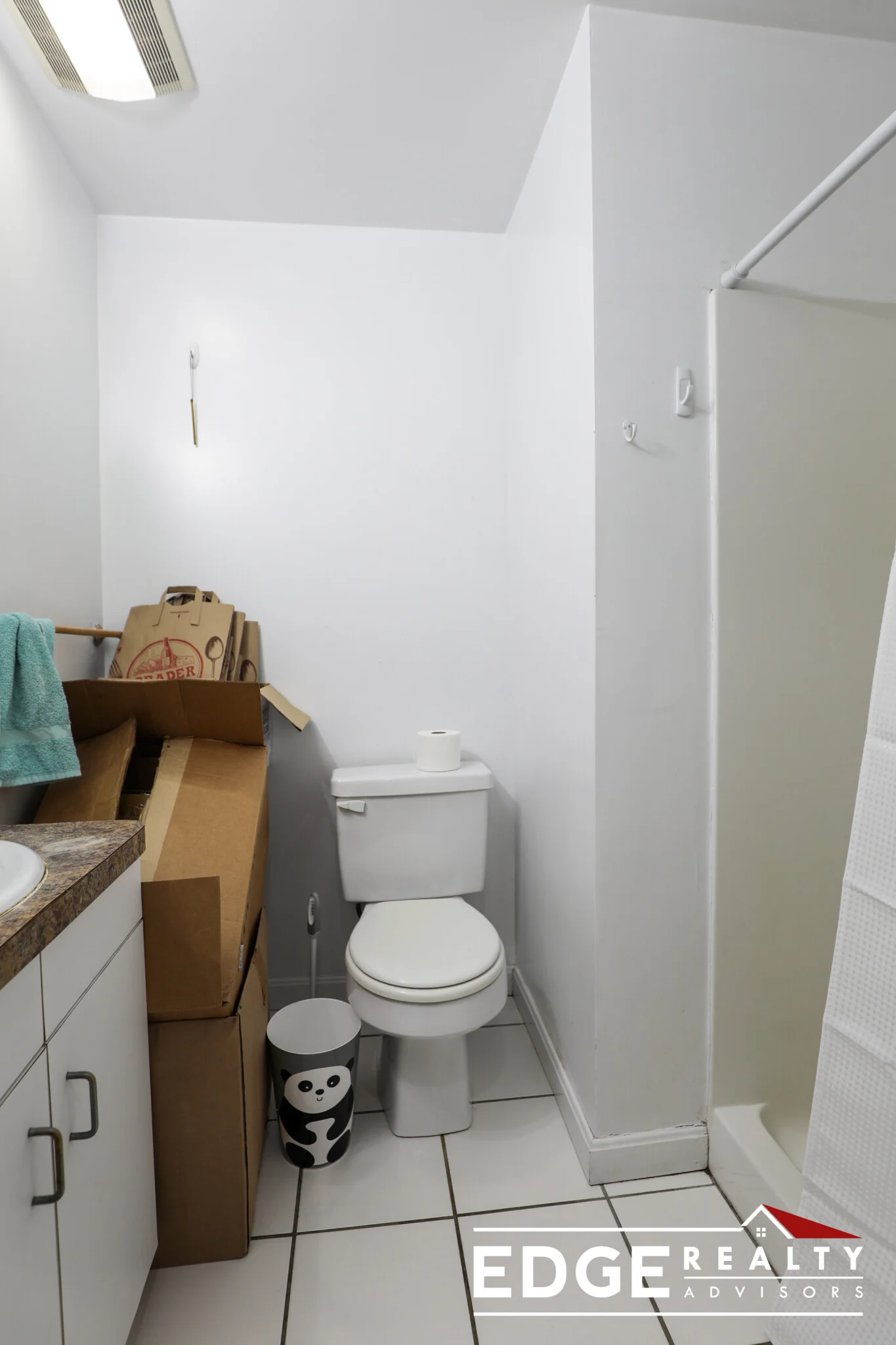 4 bed, 2 bath apartment for rent at 15 Farrington Ave Unit 2, Allston — photo 11 of 11