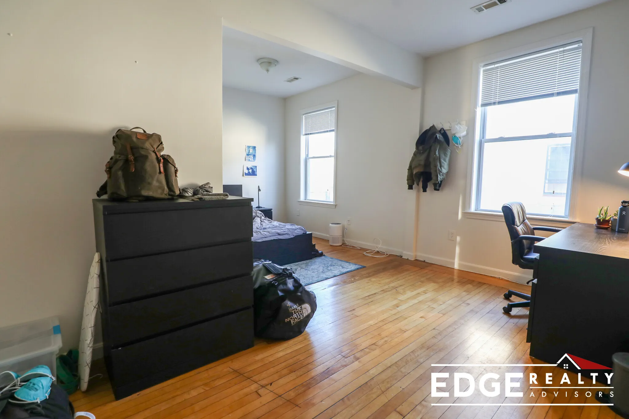 4 bed, 2 bath apartment for rent at 15 Farrington Ave Unit 2, Allston — photo 9 of 11