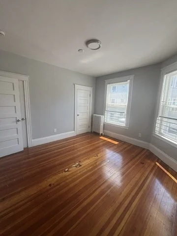 3 bed, 1 bath apartment for rent at 15 Fortesque St Unit 3, Lynn — photo 5 of 13