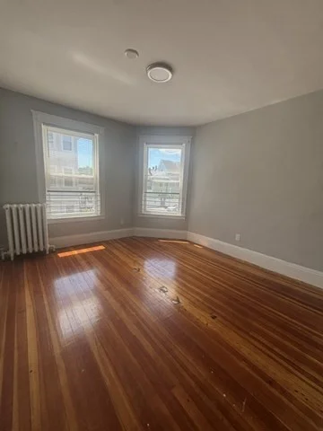 3 bed, 1 bath apartment for rent at 15 Fortesque St Unit 3, Lynn — photo 6 of 13
