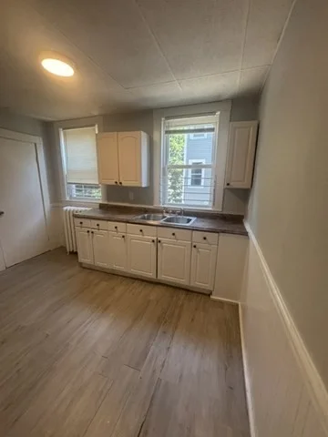 3 bed, 1 bath apartment for rent at 15 Fortesque St Unit 3, Lynn — photo 11 of 13