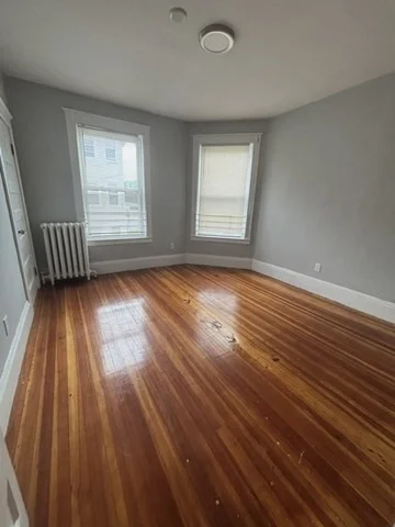 3 bed, 1 bath apartment for rent at 15 Fortesque Ter Unit 4, Lynn — photo 2 of 12