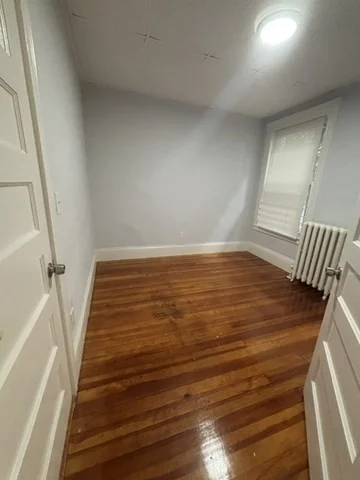 3 bed, 1 bath apartment for rent at 15 Fortesque Ter Unit 4, Lynn — photo 3 of 12