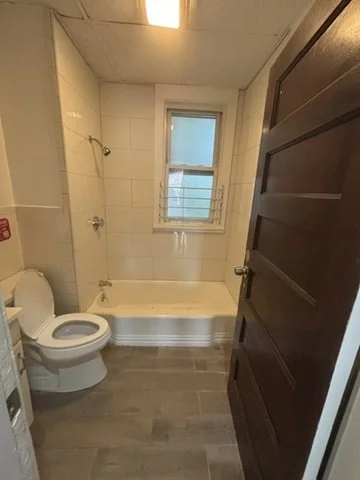3 bed, 1 bath apartment for rent at 15 Fortesque Ter Unit 5, Lynn — photo 6 of 15