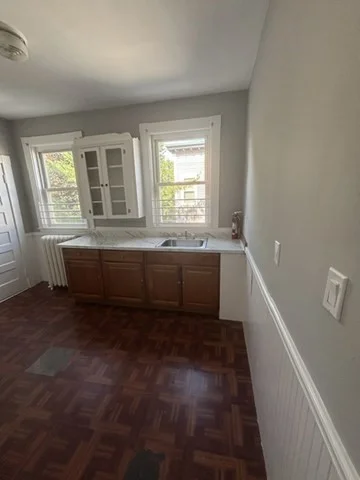3 bed, 1 bath apartment for rent at 15 Fortesque Ter Unit 6, Lynn — photo 7 of 14