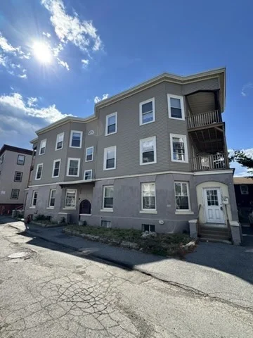 3 bed, 1 bath apartment for rent at 15 Fortesque Ter Unit 6, Lynn — photo 1 of 14