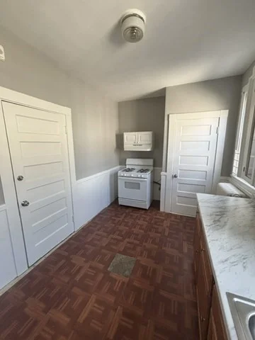 3 bed, 1 bath apartment for rent at 15 Fortesque Ter Unit 6, Lynn — photo 5 of 14