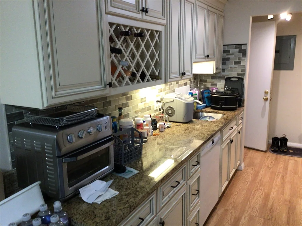 2 bed, 1 bath apartment for rent at 15 Foundry St Unit C30, Easton — photo 8 of 19