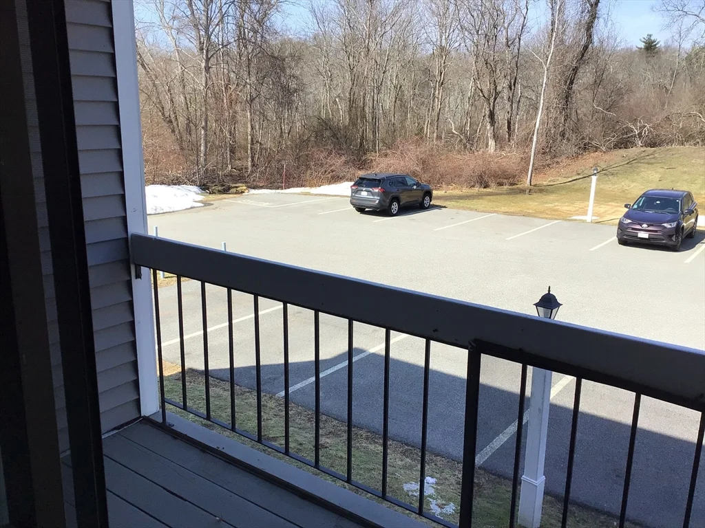 2 bed, 1 bath apartment for rent at 15 Foundry St Unit C30, Easton — photo 4 of 19