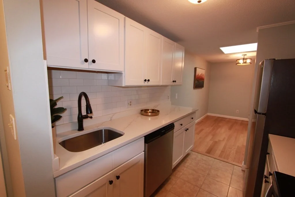 2 bed, 1 bath apartment for rent at 15 Foundry Unit U E57, South Easton — photo 3 of 23